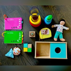 Lovevery Play Kits Bundle (9-10M, 11-12M)